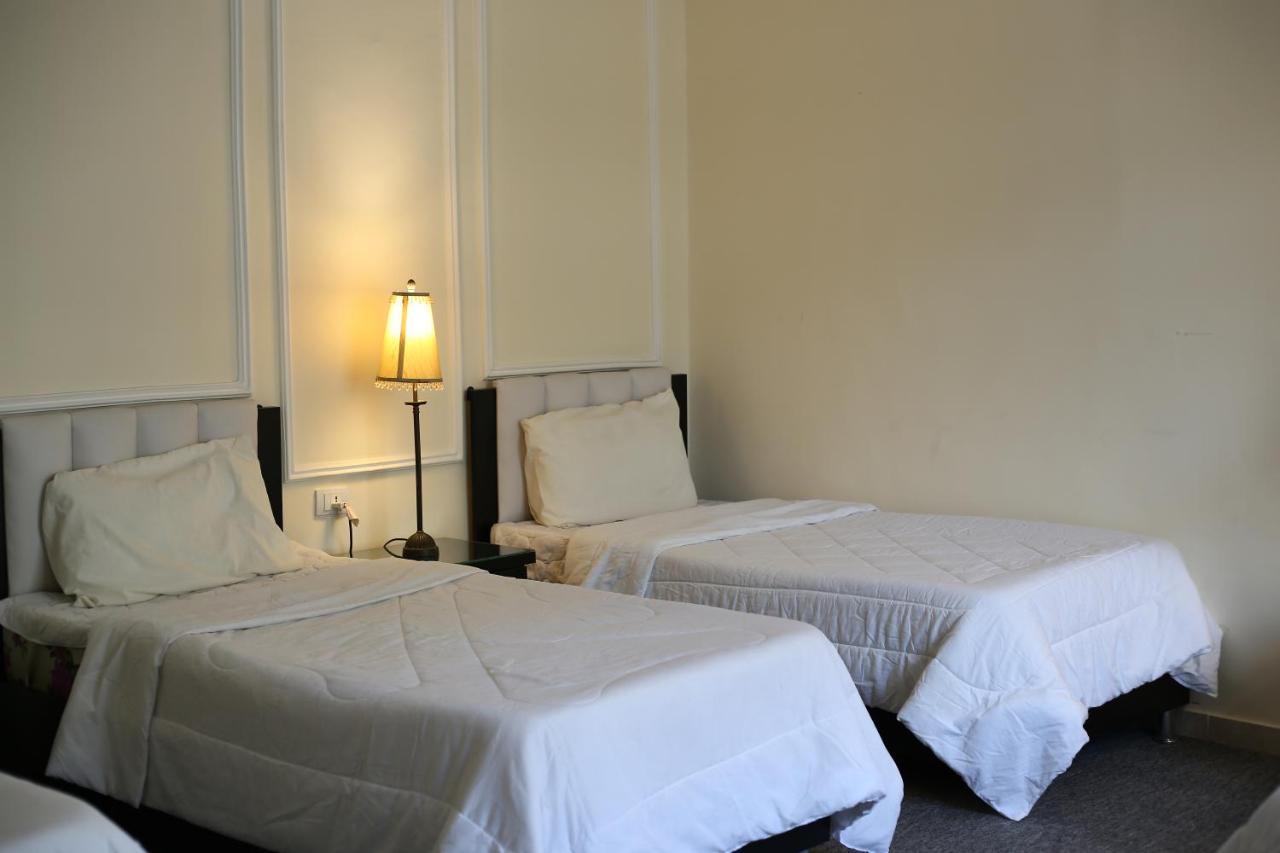City Citadel Hotel,암만 외부 사진